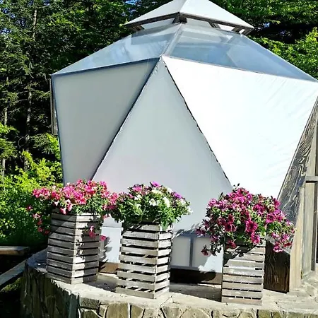 Osada Pod Beskidem- Chatki Caloroczne Szczyrk Exteriér fotografie