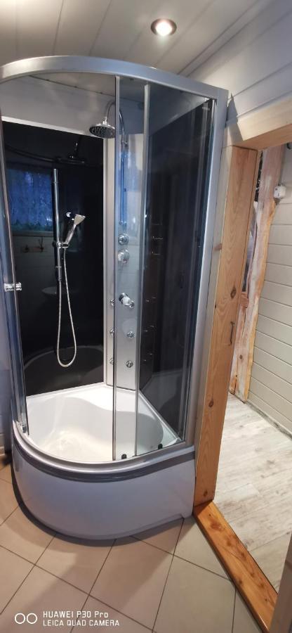 Osada Pod Beskidem- Chatki Caloroczne Lodge *